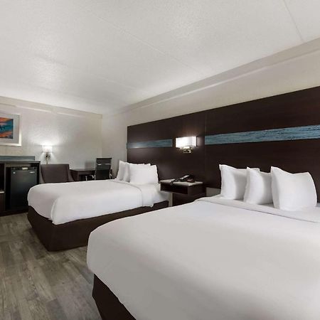 Quality Inn & Suites Airport Charlotte Esterno foto