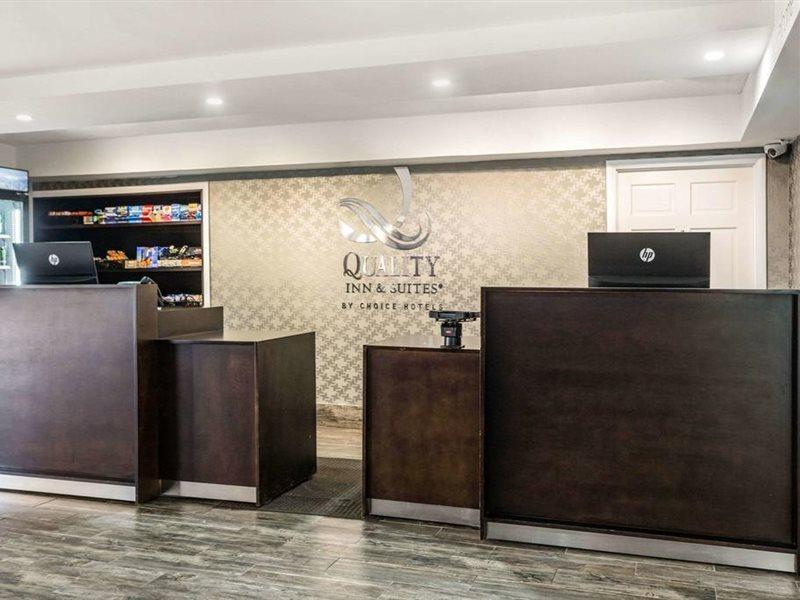 Quality Inn & Suites Airport Charlotte Esterno foto