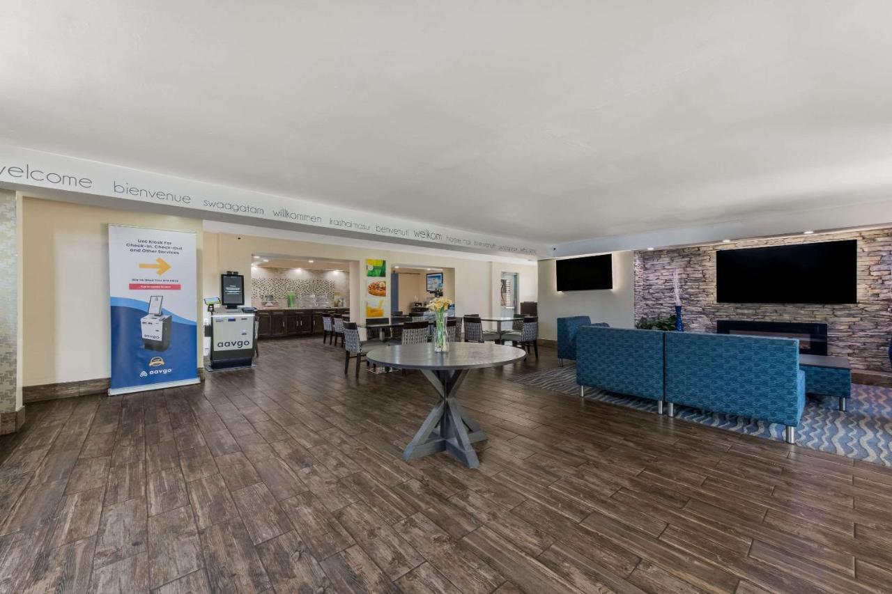 Quality Inn & Suites Airport Charlotte Esterno foto