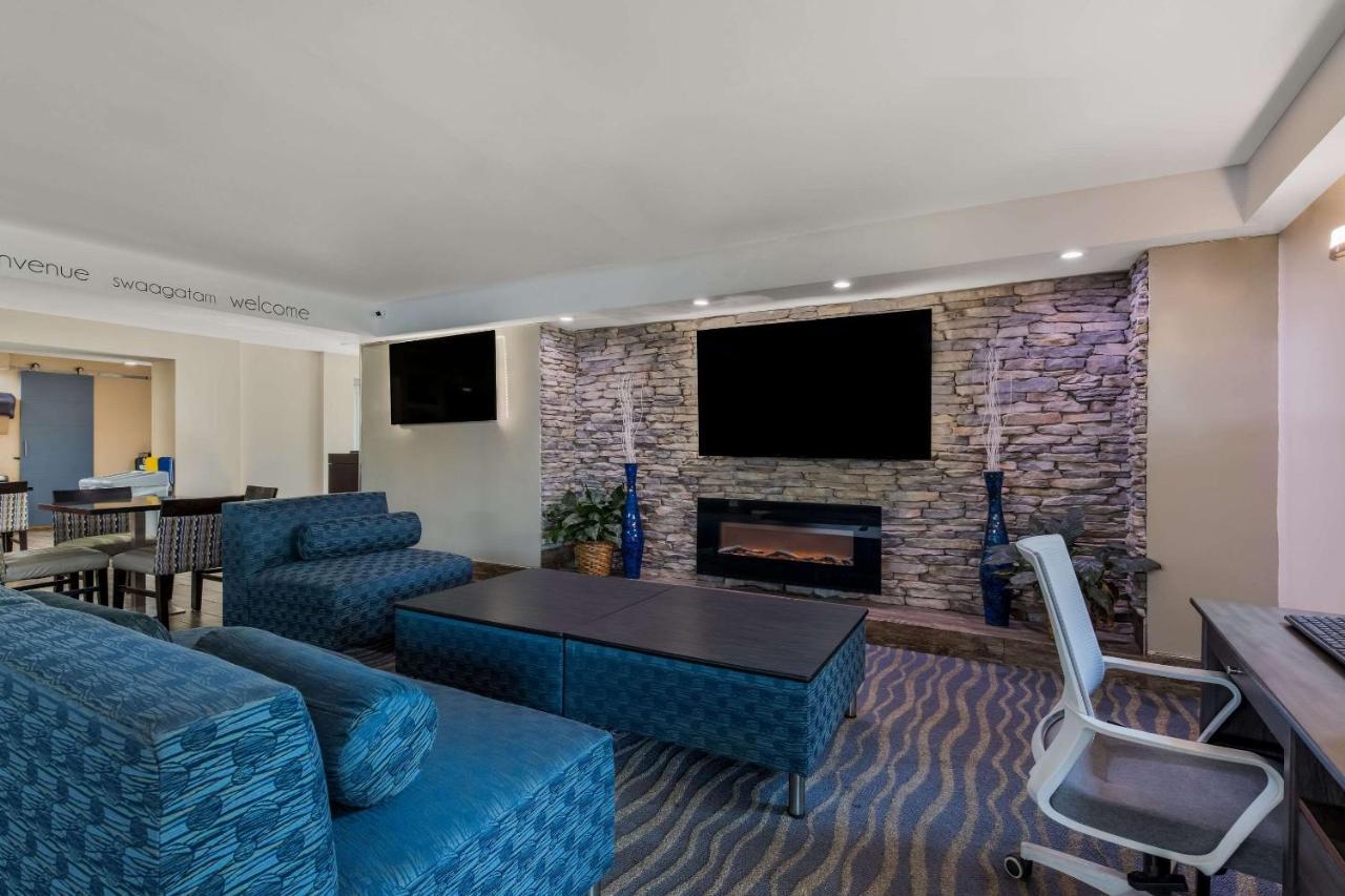 Quality Inn & Suites Airport Charlotte Esterno foto