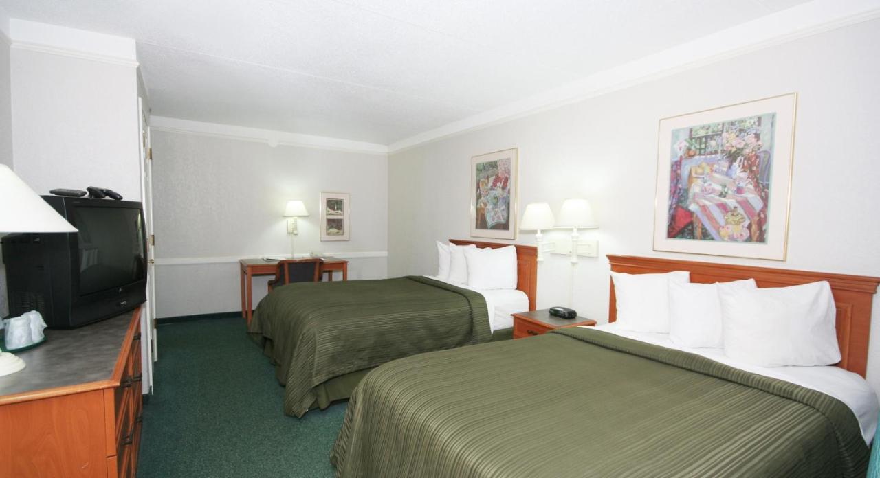 Quality Inn & Suites Airport Charlotte Camera foto