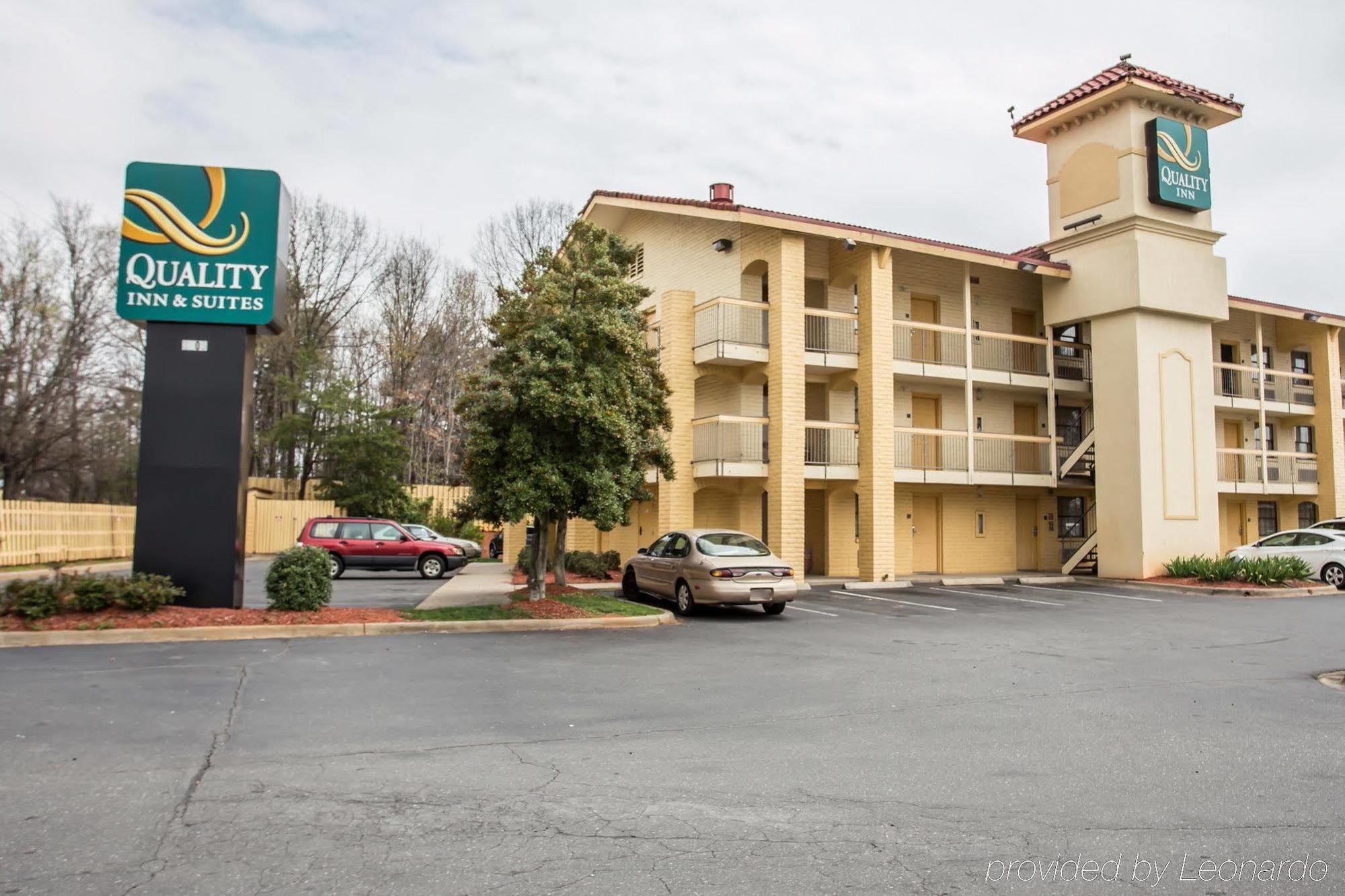 Quality Inn & Suites Airport Charlotte Esterno foto