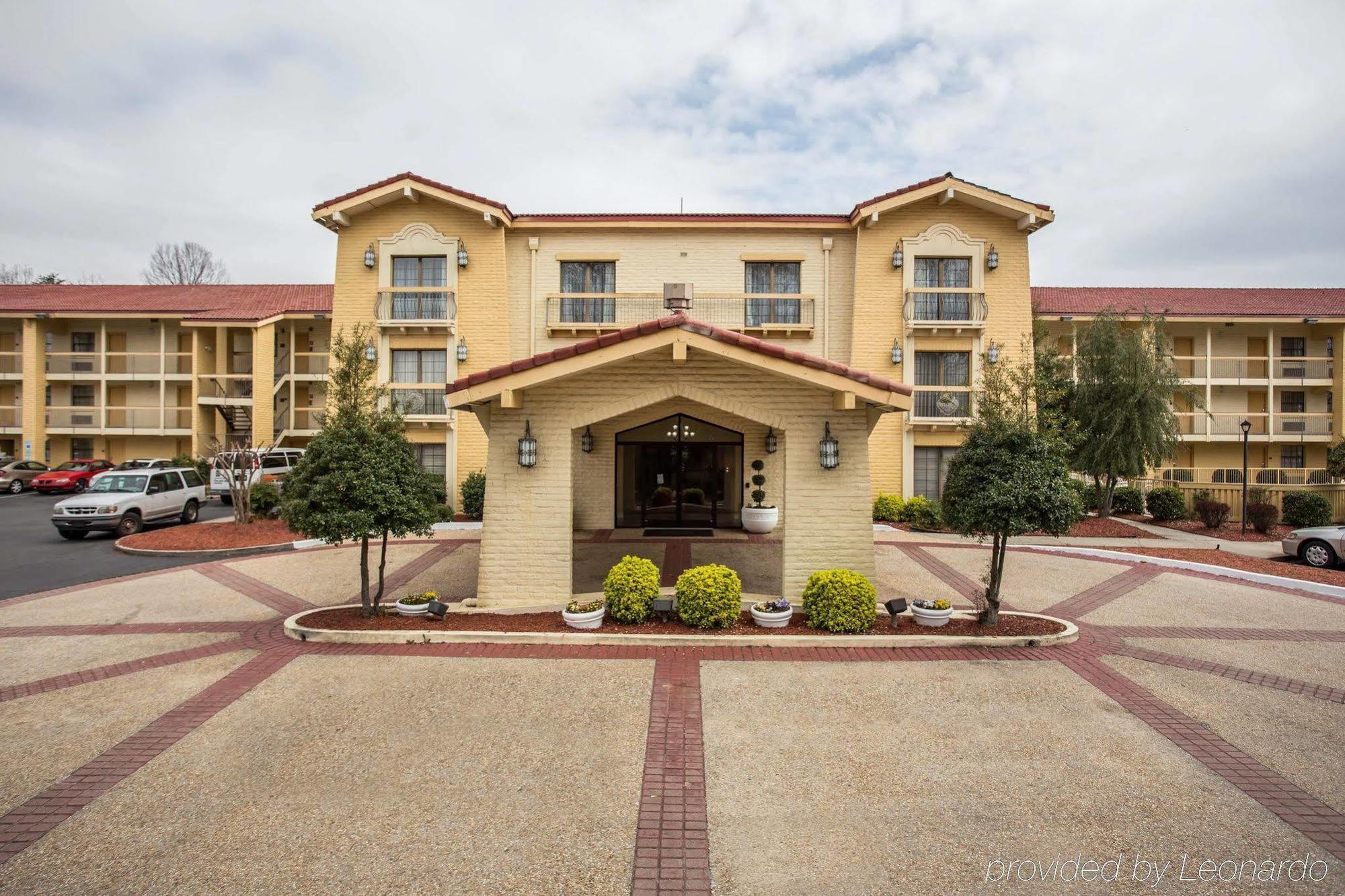 Quality Inn & Suites Airport Charlotte Esterno foto