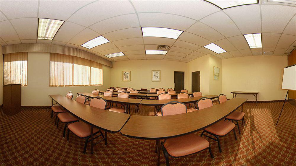 Quality Inn & Suites Airport Charlotte Esterno foto
